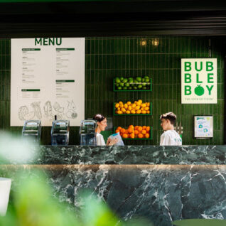 bubbleboy juice bar branding